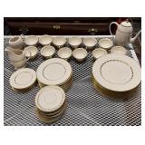 Franciscan Del Monte China Dinnerware Set