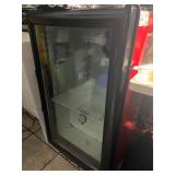 21X 24 X31 INCH REFRIGERATOR