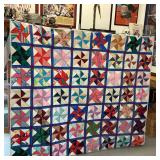 Gorgeous Hand-stitched Pinwheel Quilt