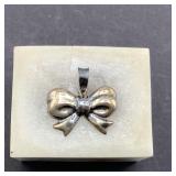 Classic 1980's Bow Pendant, 925, 2.30g