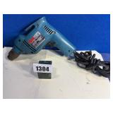 Makita Drill, 3/8'Chuck, 110 V, Works, Model 6404