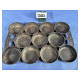 Antique Cast Iron Gem Pan #2 R & E Mfg 11 C...