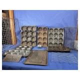 Vintage Assortment of Muffin Pans, Cooling &...