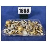 Vintage Buttons White & Gold color