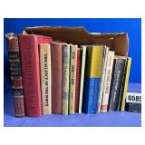 HB Books: Eight Short Novels Classics of Modern...