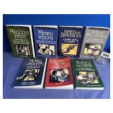 PB Book: The HOWDUNIT SERIES (7) Armed and...