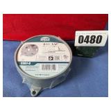 New Bell Outdoor Metal Outlet Box 5 Holes 1/2'