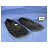 Women's House Slippers Black Slip on