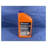 Husqvarna X-Guard Bar & Chain Oil, 1 Quart....