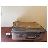 Samsonite Zip Closure Suitcase, Outer Pocket,...