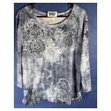 XL 3/4 Sleeve Top, Blue & White Print w/Few...