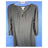 Lg 3/4 Sleeve Top Black, Stretch w/ Front Loop...