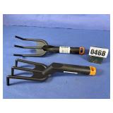 2 New Fiskars Plastic Garden Cultivator