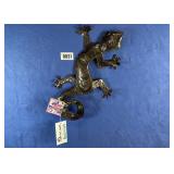 Decorative Metal Gecko Wall Art with Glass Marbles