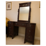 Beautiful 3 piece bedroom suit