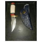 Handmade damascus knife