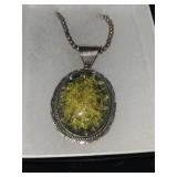 Fractured yellow amber necklace