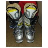 Salomon Irony 6 Silver Ski Boots 26.0