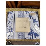 Laura ashley king duvet cover set