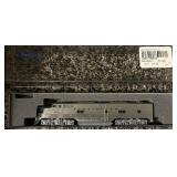 N Scale Kato E5A CB&Q 9911A Silver Pilot