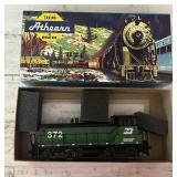 Athearn Burlington Northern SW1000 #372