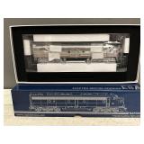 Rapido Trains EMD E8A Burlington CB&Q #9945A