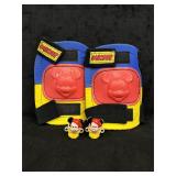 VTG Mickey Clip Figures & Knee Pad Set
