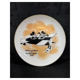 Vintage Mickey & Minnie Plane Craze 6' Plate