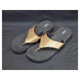 Cato Ladies Sz 10 Gold & Black Platform Flip Flops