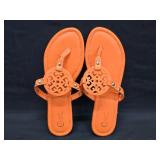 Ladies Comfort C Est.1946 Size 10 Medallion Slides