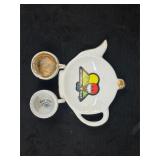 Vintage Novelty Teapot & Cups Set