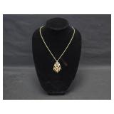 Vintage 24' Textured Swoop Veined Coral Necklace
