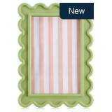 AceOrbit 4x6 Light Green Wavy Edge Photo Frame