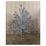 Peco Aluminum Christmas Tree w/ Poms