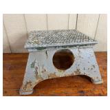 NYC System Metal Conductor Step Stool