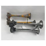 Bendix-Westinghouse & IH Dual Air Horns