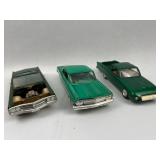 3 1:25 Plastic Emerald Model Cars