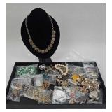 Costume Jewelry, Pins & Accessories