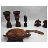 Set Carved Wood Objects & Boomerangs
