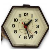 Lighted Dial GE 7388-4 Grey Hexagon Clock Small