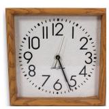 Seth Thomas Model 4991 Wall Clock Battery