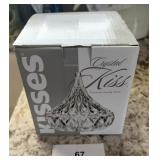 NICE CHRISTAL KISSES COVERED CANDY DISH INBOX