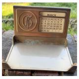 MID-CENTURY DESKTOP PERPETUAL CALENDAR