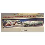 1 In BOX 1994 HESS RESCUE TEAM  / SHIPS