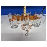 HOOTERS GLASSWARE COLLECTION SET / ships