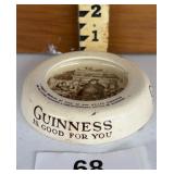 VINTAGE GUINNESS ADVERTISING ASHTRAY  / Ships