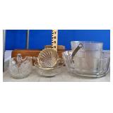 A MIXED LOT OF ANTIQUE GLASS NO SHIPPING
