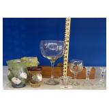 MIXED DECOR GLASSWARE A LOT / NO SHIP