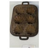 ANTIQUE CAST IRON 6 CUP SHELL FORM MUFFIN