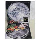 mikasa holiday platters lot of 2 mint in box